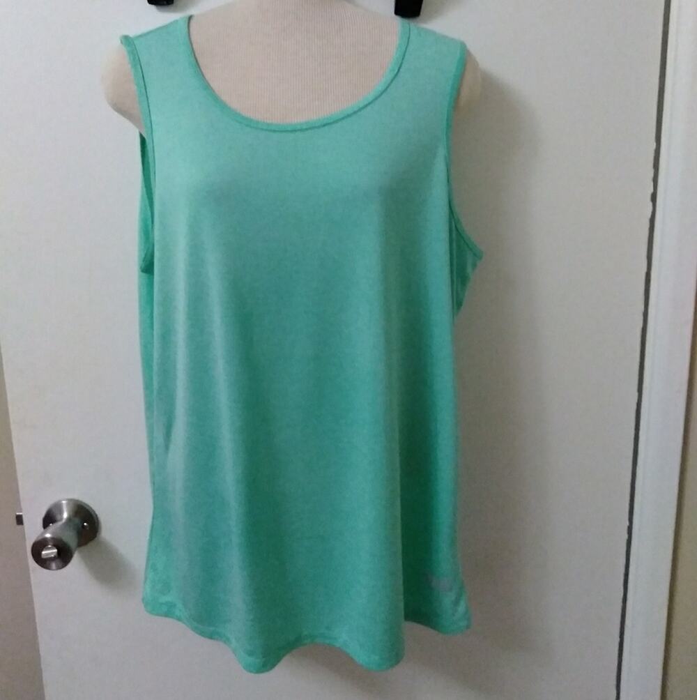 Everlast sports athletic top Size Large